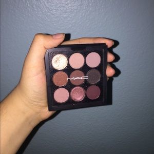 Mac burgundy X 9